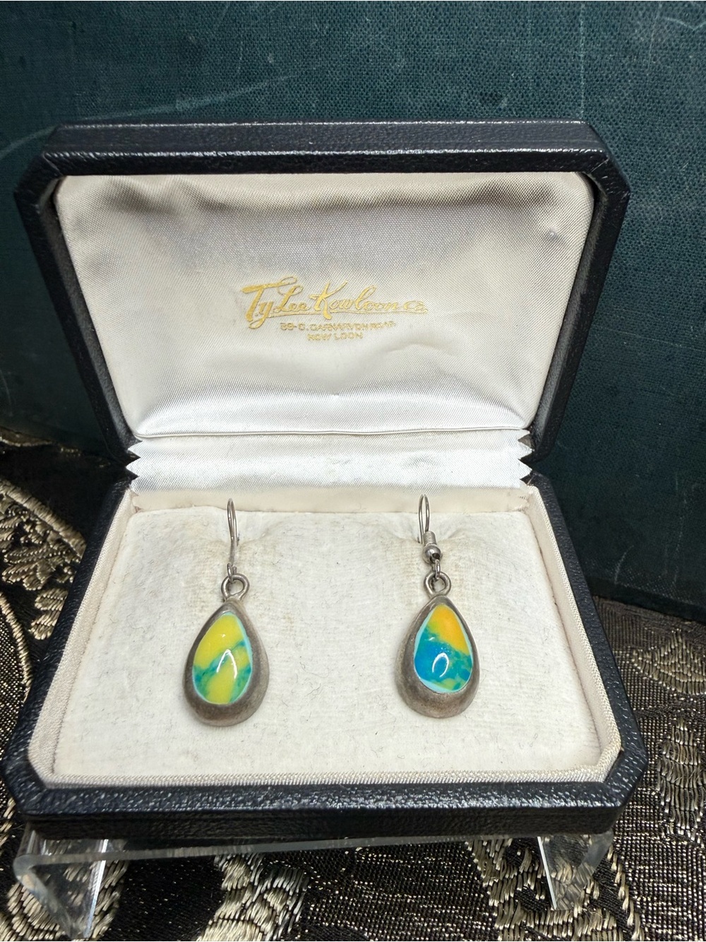Vintage Siver Tone Teardrop Yellow & Blue Cab Drop Earrings